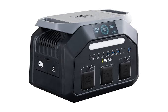 Зарядна станція IEETek P1800